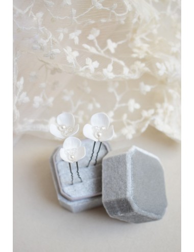 Pics à chignon de mariée en forme de fleurs de porcelaine
