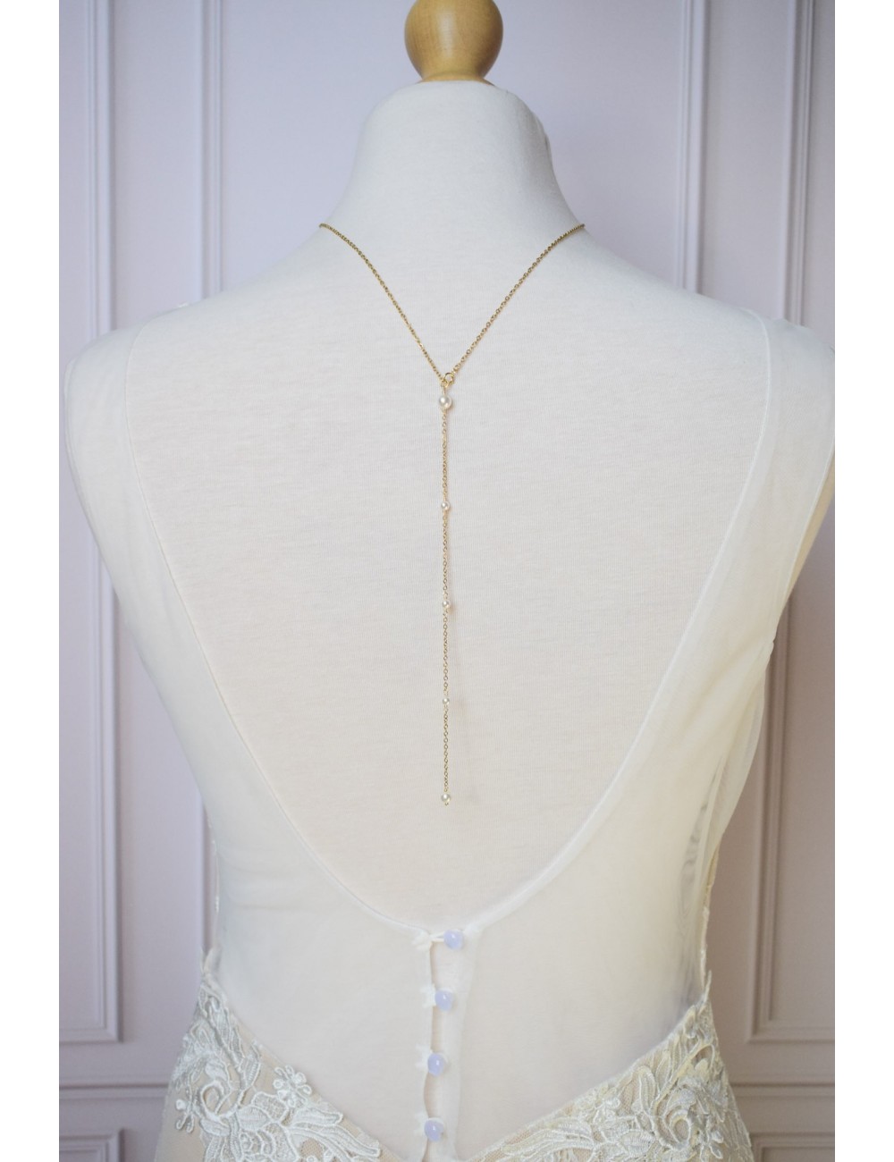 Collier de dos Céleste pour la mariée