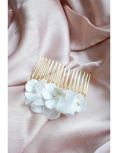 Peigne à cheveux pour la mariée modèle Rosée, en perles et fleur
