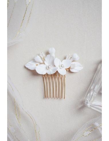Peigne à cheveux pour la mariée modèle Dolly avec des fleurs