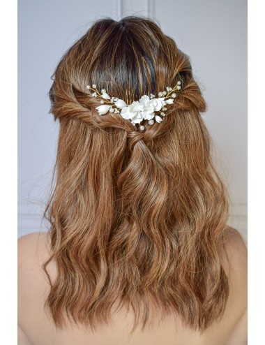 Peigne à cheveux pour la mariée modèle Lilas, avec fleurs de porcelain