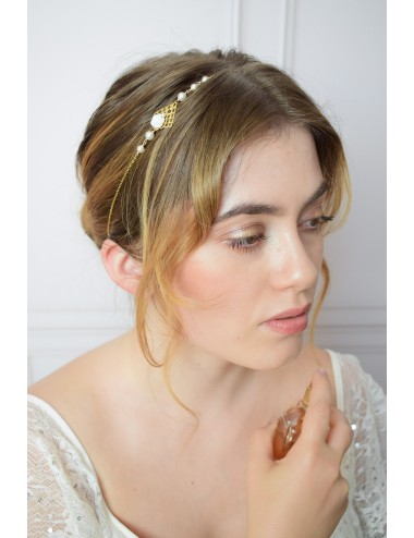 Headband pour la mariée de style bohème chic avec chaine dorée.