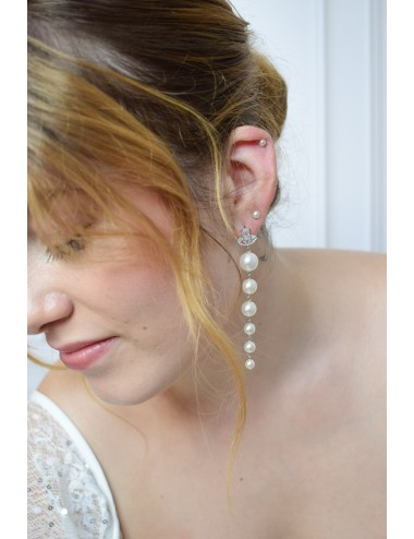 Boucles d'oreilles de mariage pendantes Sophia, avec perles nacrées.