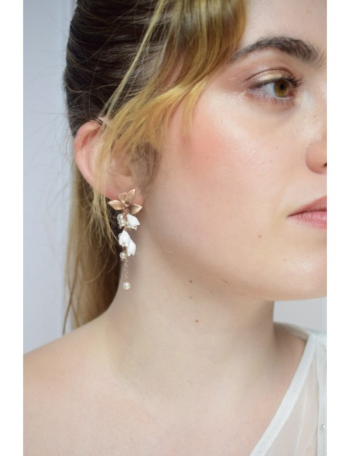 Boucles d'oreilles Songe avec une cascade de bourgeons et perles