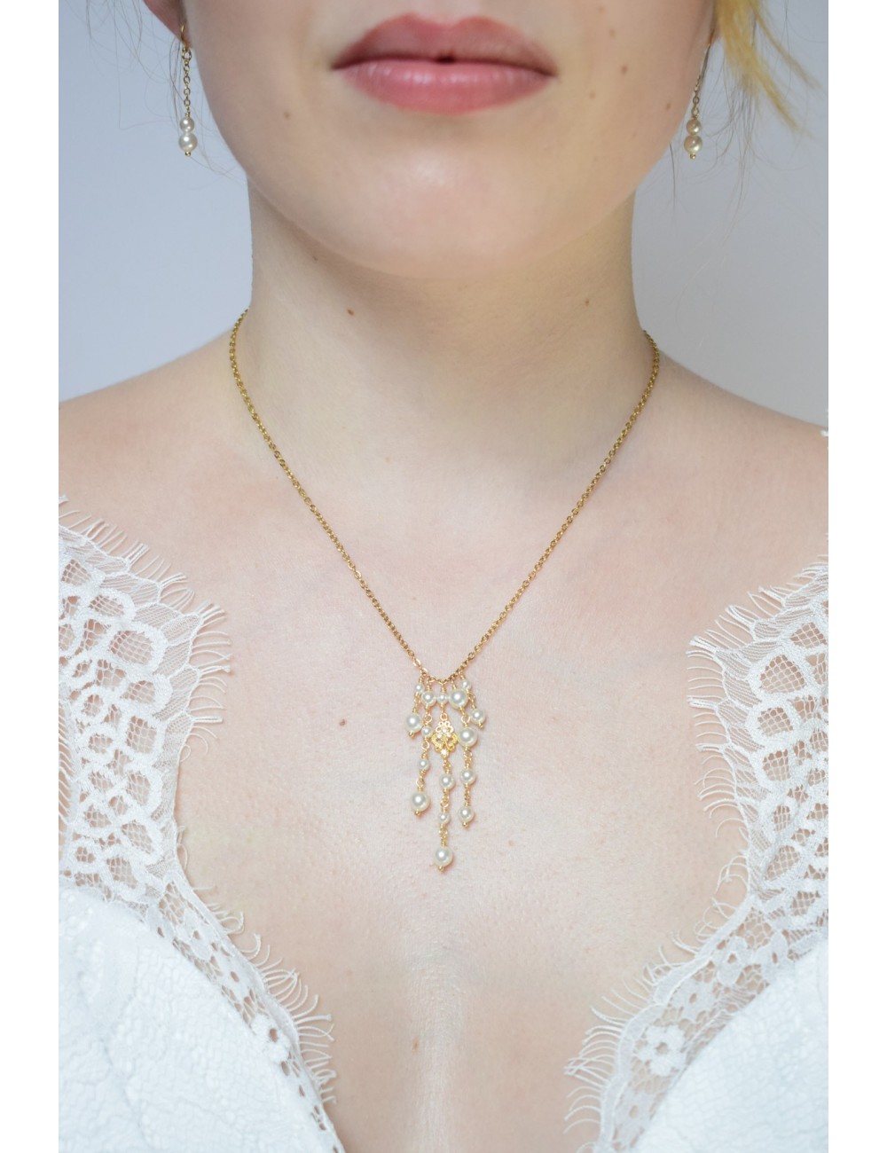 Collier mariage chute de perles nacrées Promesse