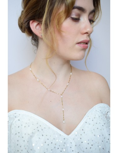 Collier de mariage Séverine au style minimaliste en nacre