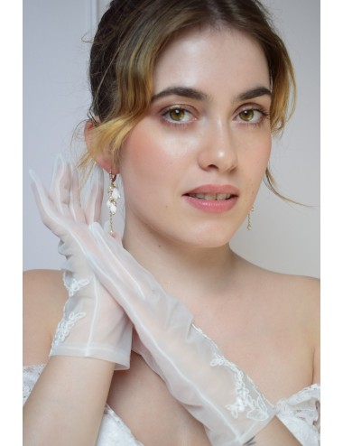 Boucles d'oreilles pour la mariée modèle Maëlle, de forme créoles.