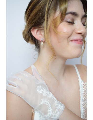 Boucles d'oreilles en oxydes de zirconium et perle, modèle Sila