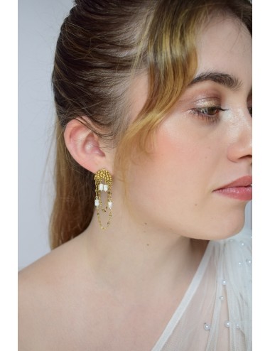 Boucles d'oreilles de mariage Lénina avec chaine fantaisie et perles