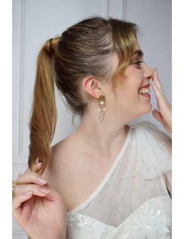 Boucles d'oreilles de mariage Lénina avec chaine fantaisie et perles