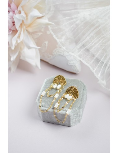 Boucles d'oreilles de mariage Lénina avec chaine fantaisie et perles