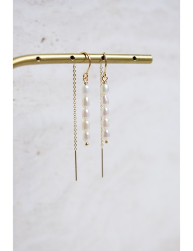 Boucles d'oreilles de mariage avec des perles d'eau douce