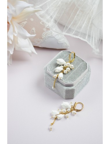 Boucles d'oreilles pour la mariée modèle Maëlle, de forme créoles.