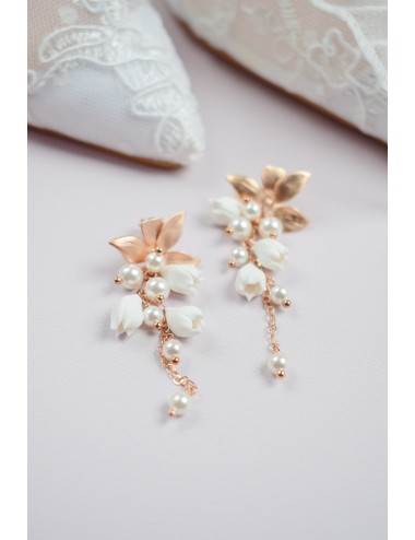 Boucles d'oreilles Songe avec une cascade de bourgeons et perles