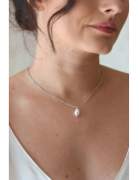 Bijoux mariage de dos pour robe dos nu - collier de mariée Emma avec chainette et perles de cristal en forme de goutte