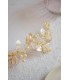Accessoire cheveux Iceberg en cristal de roche, quartz blanc et pétales de nacre avec ses feuilles dorées