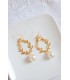 Boucles d'oreilles Léopoldine avec feuilles de laurier et perle irrégulière pour la mariée boheme