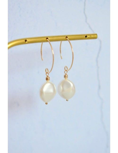 Boucles d'oreilles pour la mariée modèle Muse, originales et tendance
