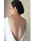 Collier pour robe dos nu avec une cascade de perles nacrées modèle Chandelier