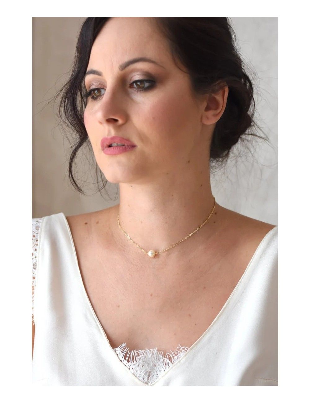 Collier mariage perle solitaire Lola, avec juste une perle nacrée