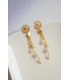 boucles d'oreilles de mariage moderne et tendance pendantes avec des perles nacrées et sequins