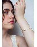 Bracelet de mariée Angélique, bracelet jonc doré avec fleurs et perles