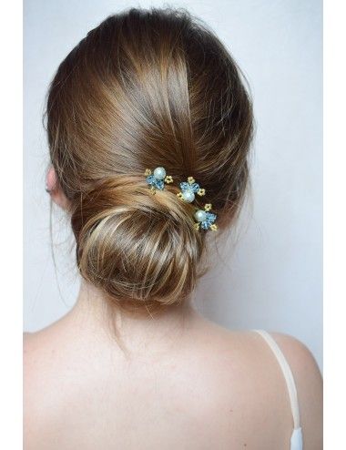 Pic à cheveux ''Quelque chose de bleu'' pour la mariée avec des perles