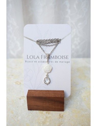 Collier de mariage Lolita avec pendentif en fleur de nacre