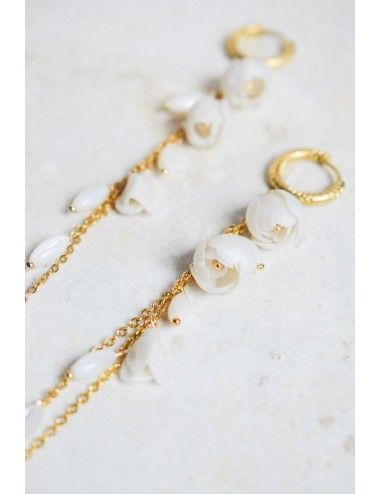 Boucles d'oreilles pour mariée modèle Osmose avec fleurs en porcelaine
