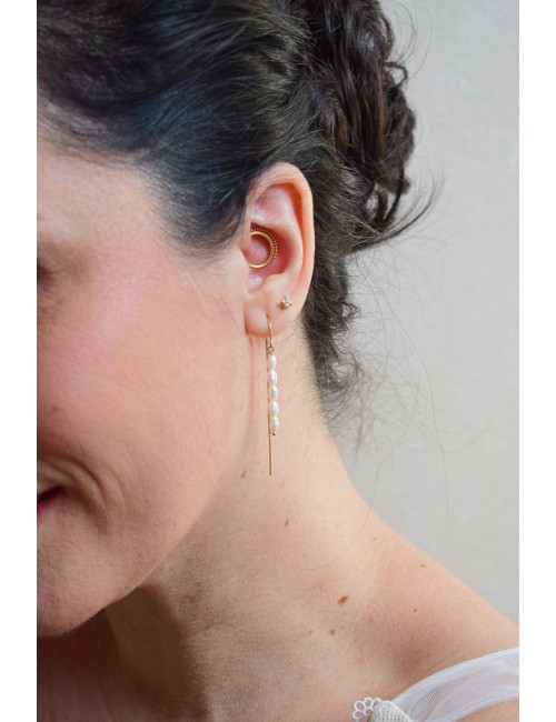 Boucles d'oreilles de mariage avec des perles d'eau douce