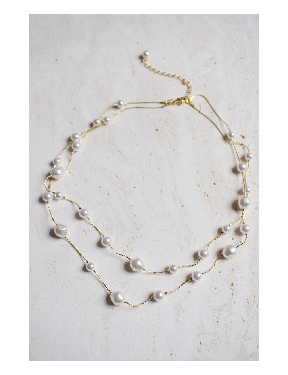 Collier de mariage Louisiane avec chaine perlée irrégulière