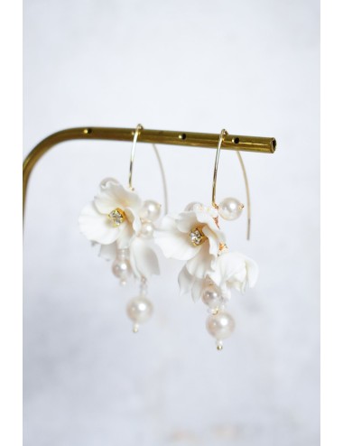 Boucles d'oreilles maxi crochets fleurs en porcelaine froide Boréale.