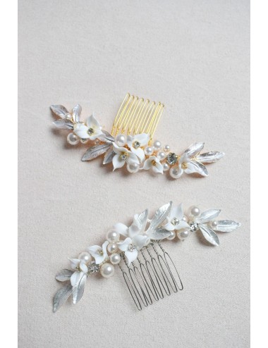 Peigne pour le chignon de la mariée modèle Nina, romantique à feuilles