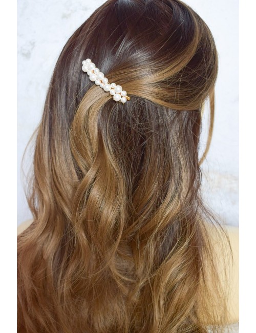 Peigne à cheveux pour la mariée modèle Poésie avec des perles nacrées