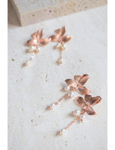 Boucles d'oreilles pour mariée, modèle Esmée, bohême chic avec nacre.