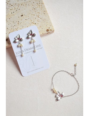 Boucles d'oreilles pour mariée, modèle Esmée, bohême chic avec nacre.