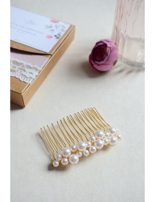 Peigne à cheveux pour la mariée modèle Poésie avec des perles nacrées