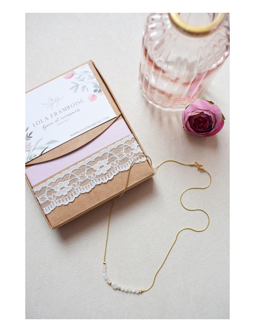 Collier de mariage Comète pour une mariée discrète et naturelle