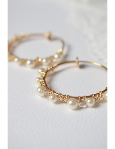 Créoles, boucles d'oreilles pour la mariée avec des clips.