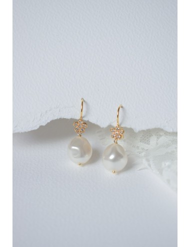 Boucles d'oreilles pour mariée avec crochets fleuris