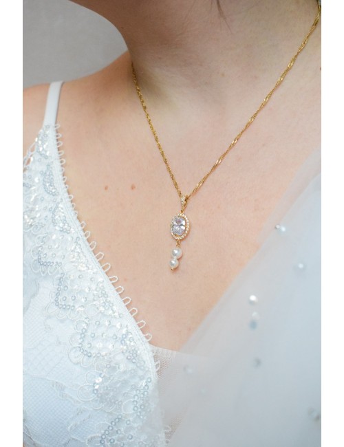 Collier de mariage Pixie sur une très jolie chaine avec pendentif