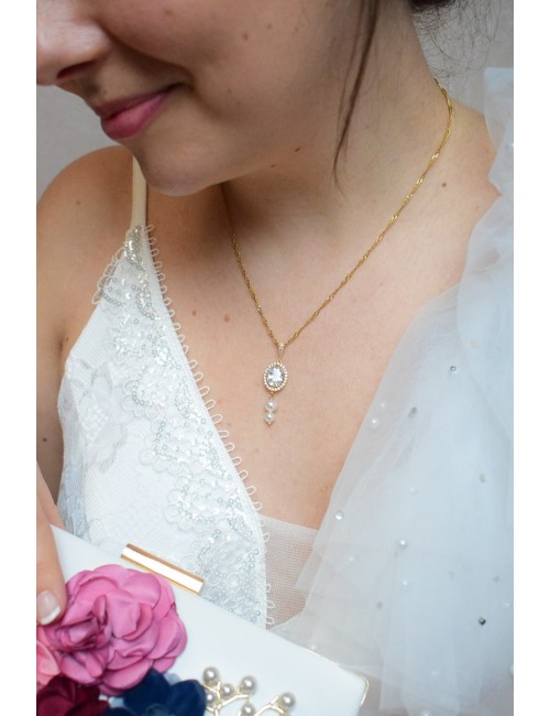 Collier de mariage Pixie sur une très jolie chaine avec pendentif