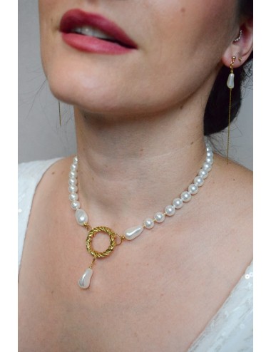 Collier de mariage Horizon avec fermoir doré ovale et perles