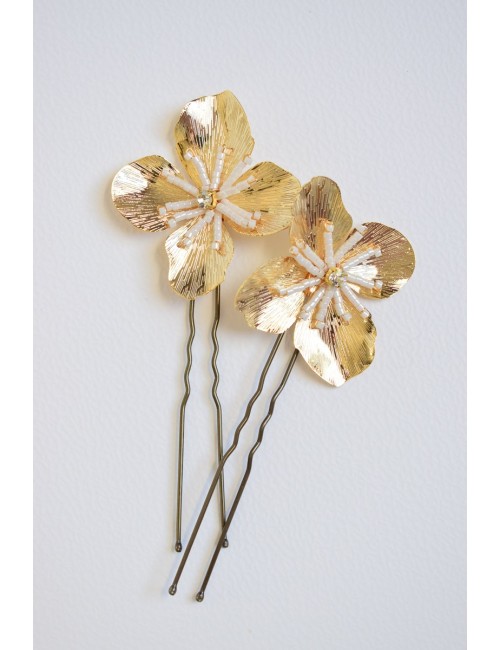 2 pics à cheveux avec une belle fleur dorée ou argentée - Emi