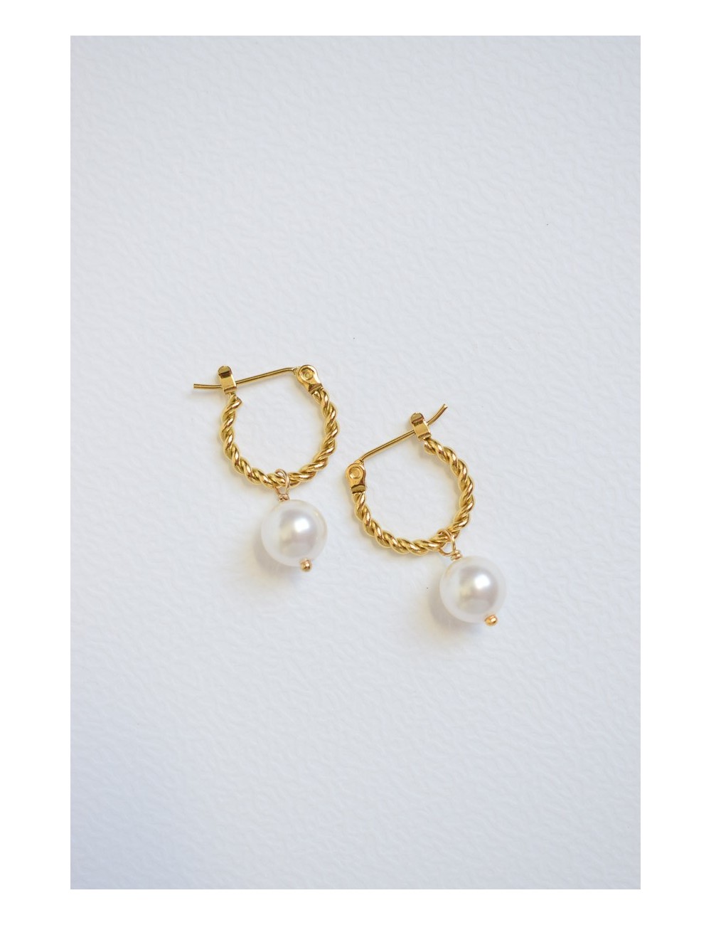 Boucles d'oreilles créoles torsadées dorées pour mariage