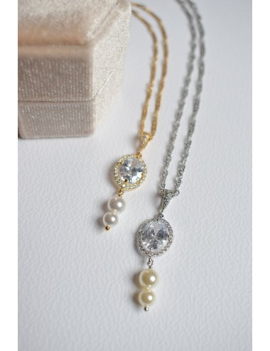 Collier de mariage Pixie sur une très jolie chaine avec pendentif