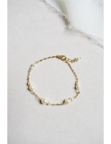 Bracelet de mariée Pure en chainette et cristal très fin.