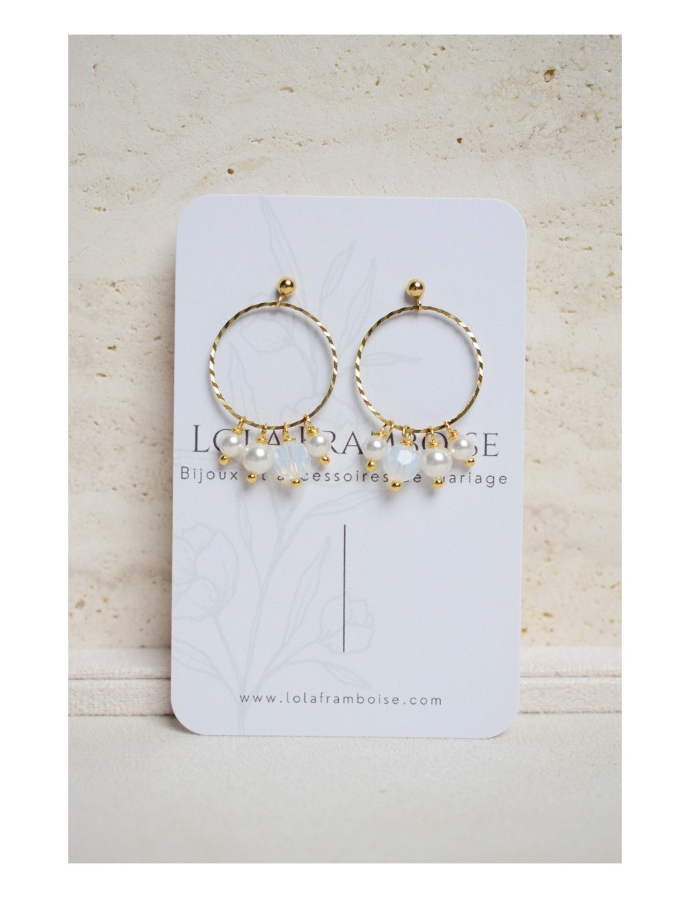 Boucles d'oreilles de mariage de style art deco avec perles.