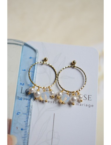 Boucles d'oreilles de mariage de style art deco avec perles.