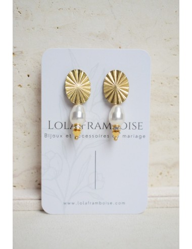 Boucles d'oreilles pour la mariée disponibles de suite.